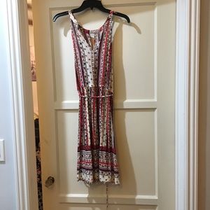 Light weight dress perfect for holidays